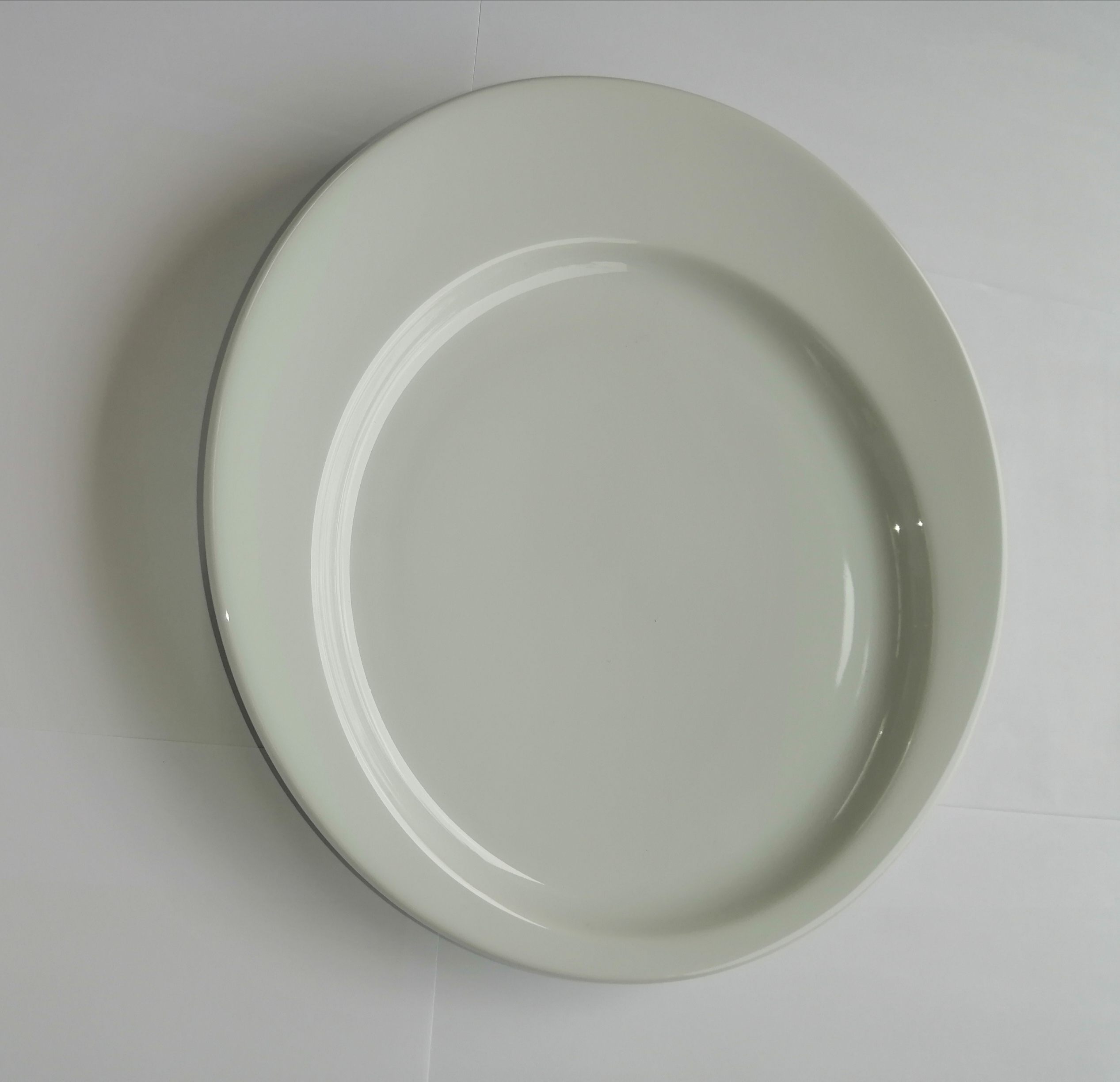 Plato off centered 10.3cm fusi Oneida