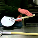 Pala redonda para pizza 50.8 cm - American Metalcraft