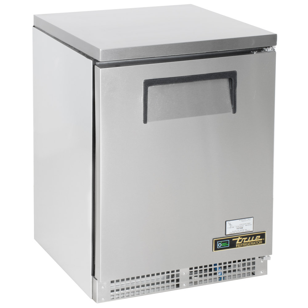 Refrigerador bajo mostrador,1 puerta sólida, 2 parrillas, HC R290, 24 de frente - True