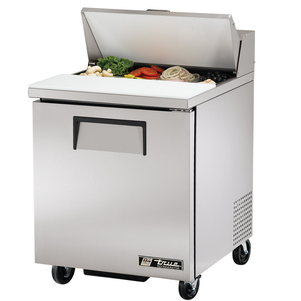 Mesa de preparación refrigerada, 1 puerta sólida, 2 parrillas, 8 azafates, 27" - True