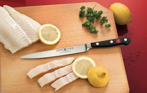 [1030100723] Cuchillo para Asados 23 cm - Classic - Wusthof